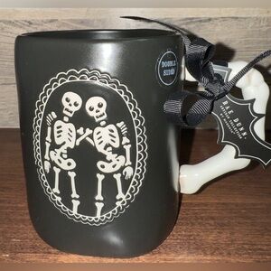 Cute 🥰 BESTIES TO THE BONE Halloween Mug With Bone Design Handle ☠️ by Rae Dunn